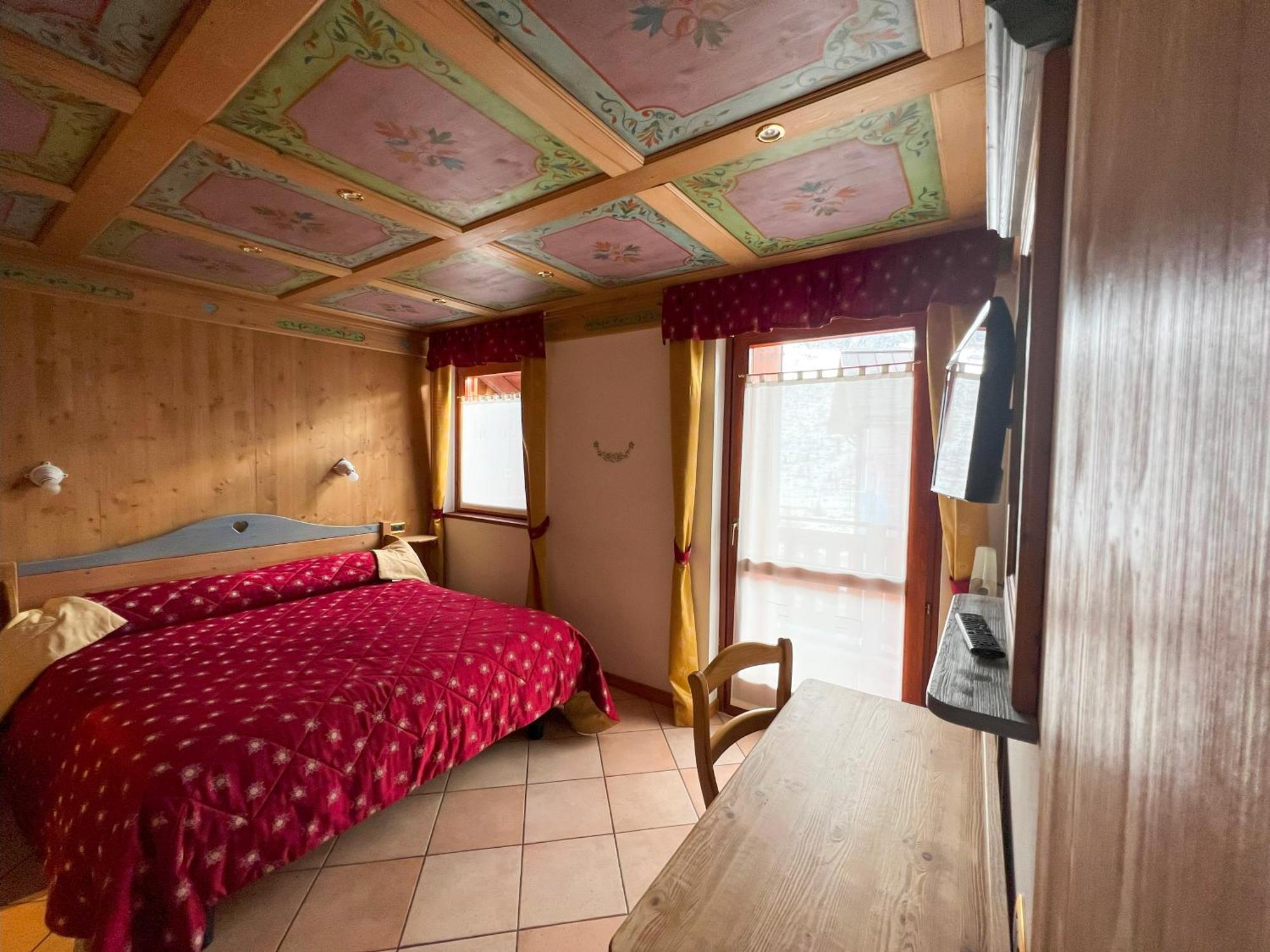 Hotel Residence Dahu Passo del Tonale Exteriör bild