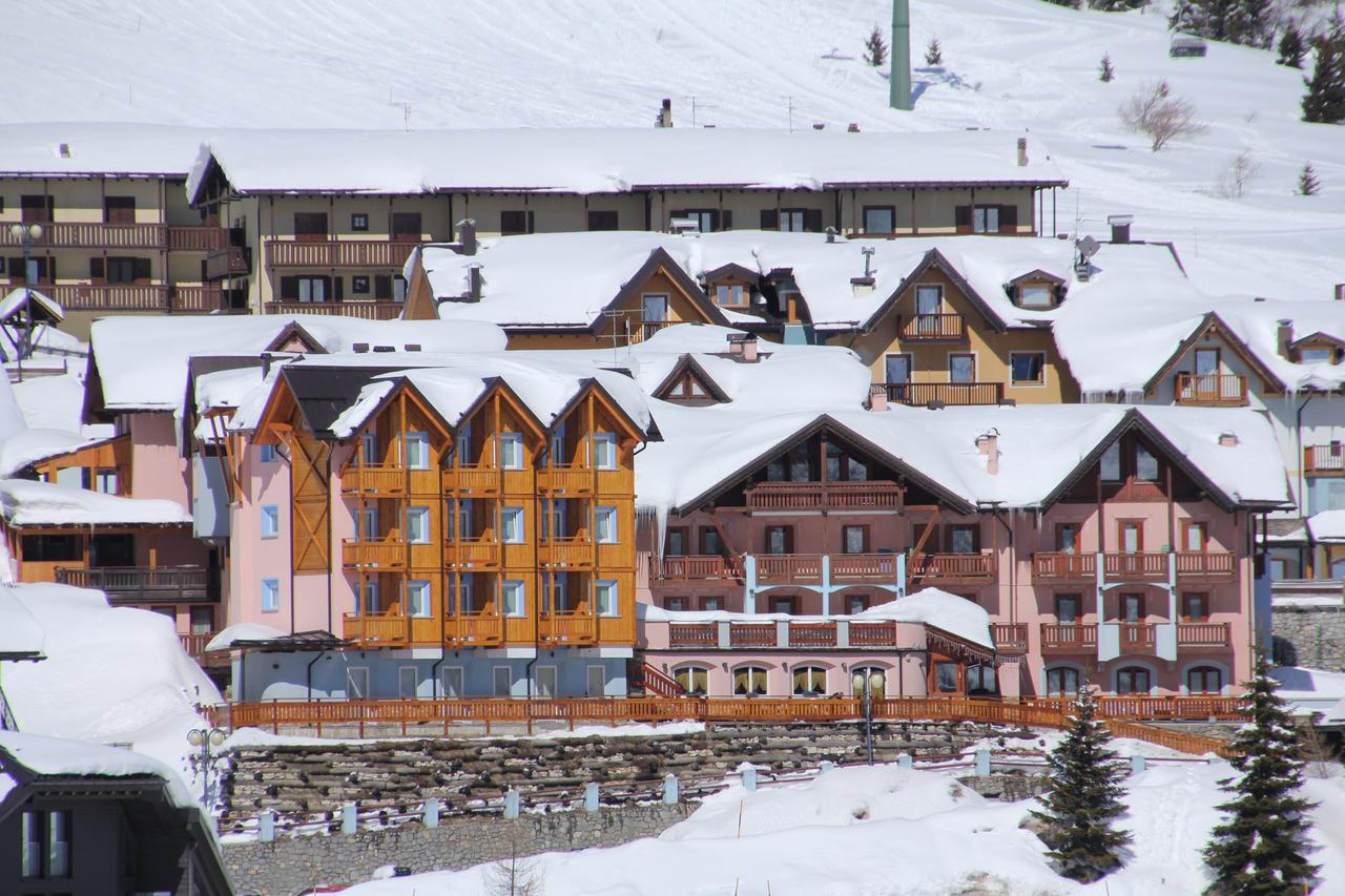 Hotel Residence Dahu Passo del Tonale Exteriör bild